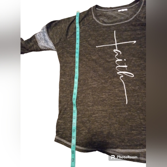 Women's Graphic Top 3x - Picture 9 of 10